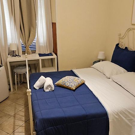 Napol-In Hotel Naples Exterior photo