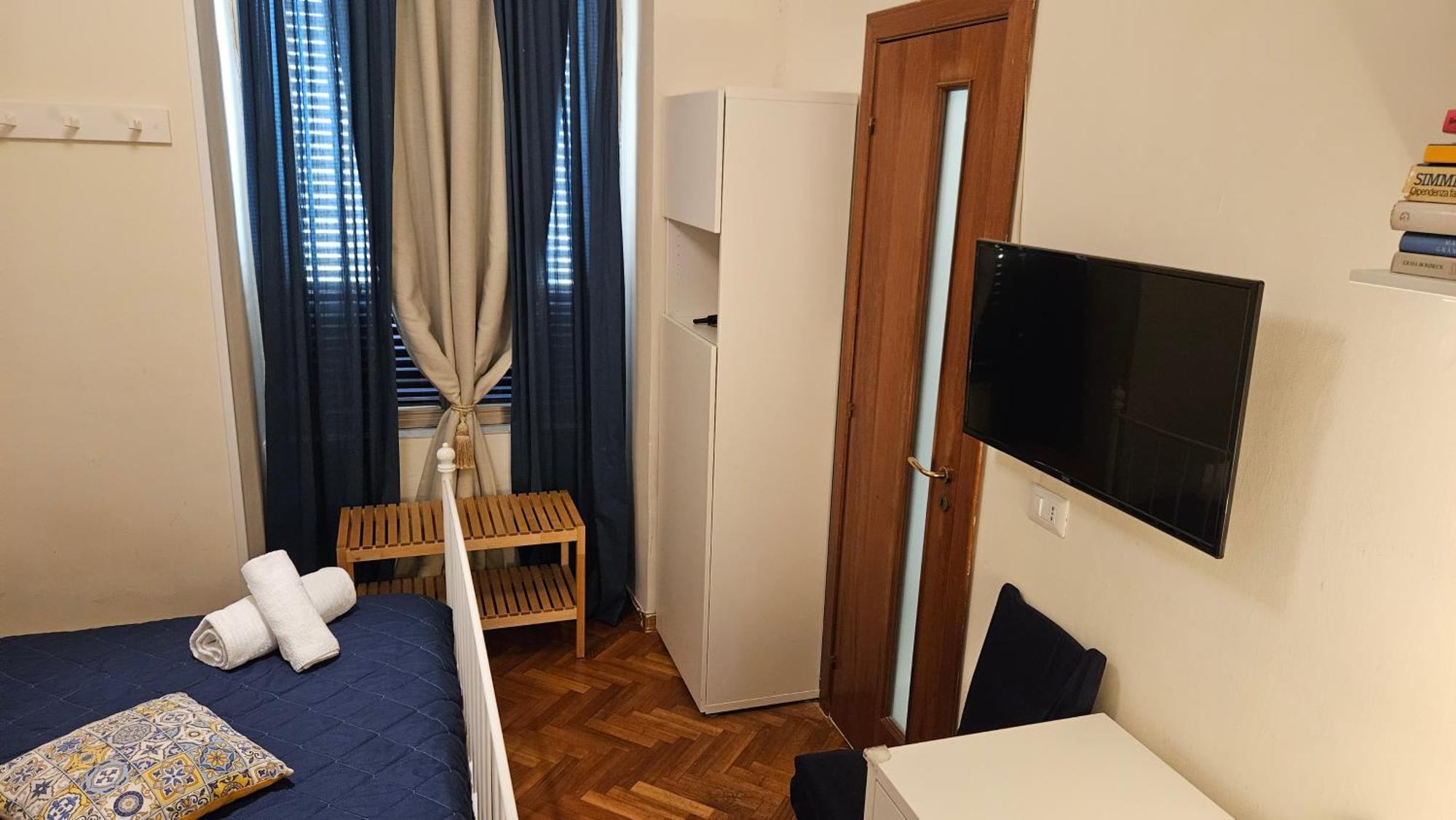 Napol-In Hotel Naples Exterior photo