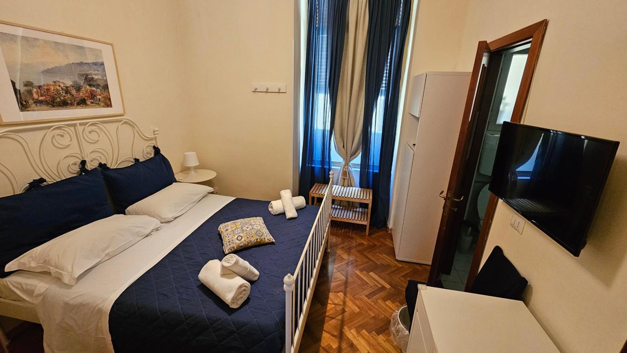 Napol-In Hotel Naples Exterior photo
